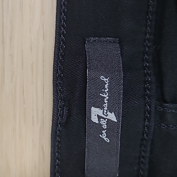 7 For All Mankind Black Ankle  High Rise Jeans Size 26 - Picture 4 of 9